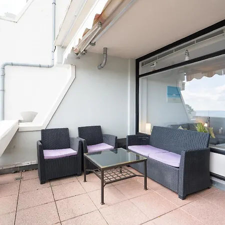 App 176 - Strandlage * Sierksdorf